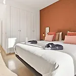 2br Coastal Escape With Pool And Private Terrace Apartman